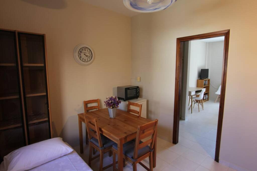 Cozy Apartment In The Heart Of The Town 아르고스톨리온 외부 사진